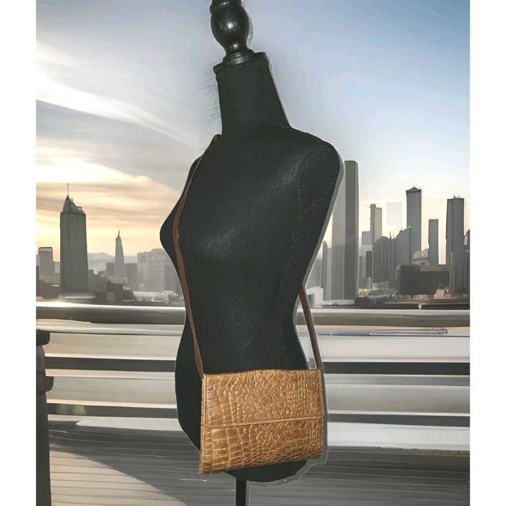 TUSK Brown Croc Embossed Leather Crossbody Handbag 8x5.5